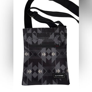 DAKINE Jive Crossbody Shoulder Bag Handbag Purse Black / Gray / White